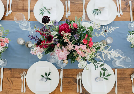 4 Beautiful (and Inexpensive) Ways to Decorate Your Wedding Reception Tables